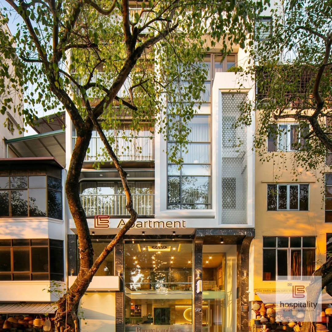 Mặt tiền LE Apartment Mặt tiền LE Apartment giờ hoàng hôn