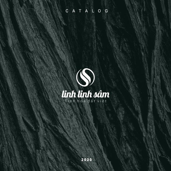 Bìa catalog LinhLinhSam năm 2020, nền vân đá đen, dấu triện tròn màu trắng và chữ ký thương hiệu ở giữa